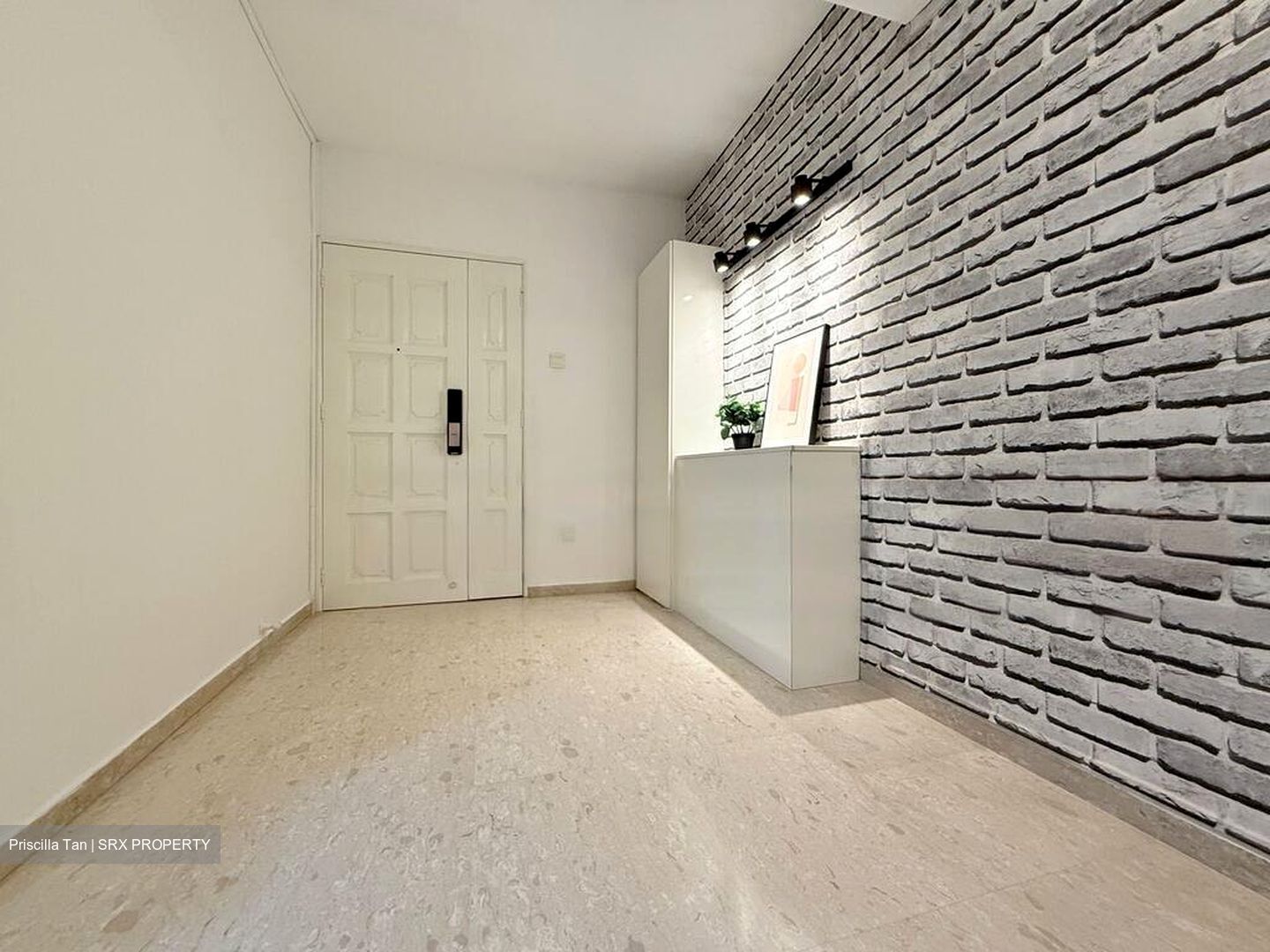 Pine Grove (D21), Condominium #447759291